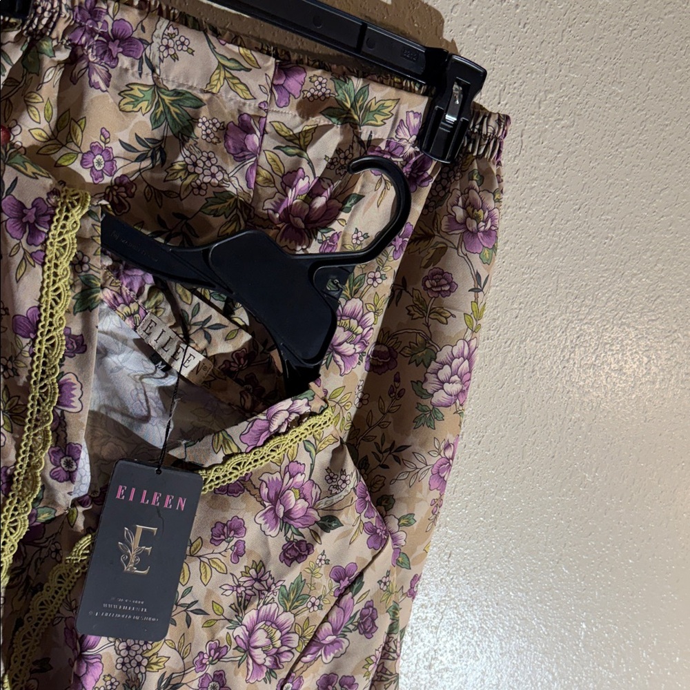 Eileen NWT 2pc Floral Women's - Purple and Cream